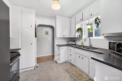 6831 S Yakima Avenue, Tacoma, WA 98408 - Photo 10