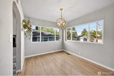 6831 S Yakima Avenue, Tacoma, WA 98408 - Photo 8