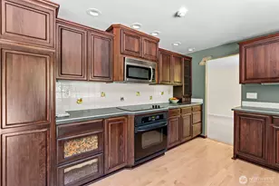 8710 61st St W, University Place, WA 98467 - Photo 22