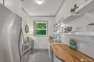 1107 E Denny Way, Seattle, WA 98122 - Photo 10