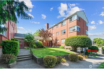 4407 SW Alaska Street #11, Seattle, WA 98116 - Photo 2