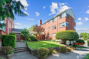 4407 SW Alaska St, Seattle, WA 98116 - Photo 2