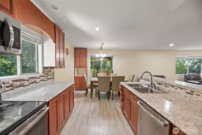 10606 68th Place S, Seattle, WA 98178 - Photo 6