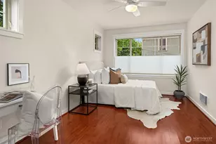 1621 E Spring St, Seattle, WA 98122 - Photo 12