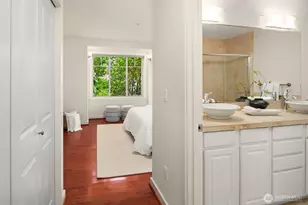 1621 E Spring St, Seattle, WA 98122 - Photo 10