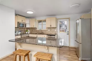 6621 S Pine St, Tacoma, WA 98409 - Photo 6
