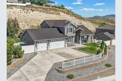 1255 Wheatridge Drive, East Wenatchee, WA 98802 - Photo 2