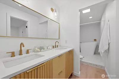 4426 176th Street SW #J-2, Lynnwood, WA 98037 - Photo 10