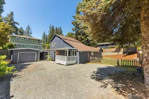 22320 93rd Pl W, Edmonds, WA 98020 - Photo 32
