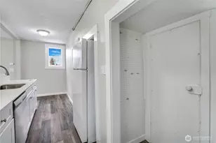 325 N Cambrian, Bremerton, WA 98312 - Photo 18
