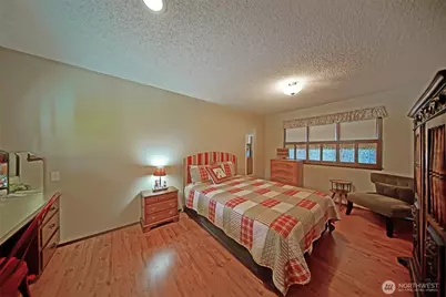 37418 W Lake Walker Drive SE, Enumclaw, WA 98022 - Photo 26