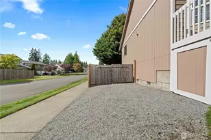 8627 136th St E, Puyallup, WA 98373 - Photo 30