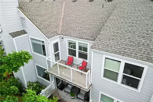 22215 SE 42nd Ln, Issaquah, WA 98029 - Photo 2