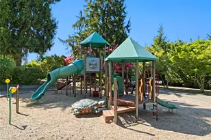 15015 SE 46th Pl, Bellevue, WA 98006 - Photo 38