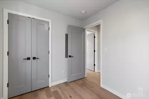 2440 NW 60th St, Seattle, WA 98107 - Photo 12