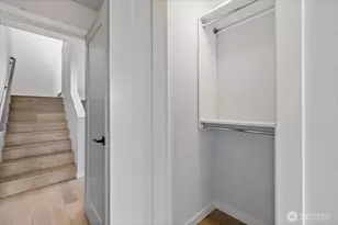 2440 NW 60th St, Seattle, WA 98107 - Photo 24