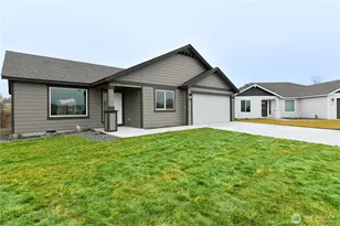 326 N Sandy Loop, Moses Lake, WA 98837 - Photo 2