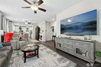 2101 S 324th Street #62, Federal Way, WA 98003 - Photo 8