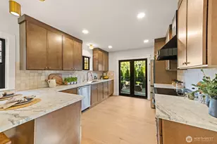 1013 NW 80th St, Seattle, WA 98117 - Photo 6