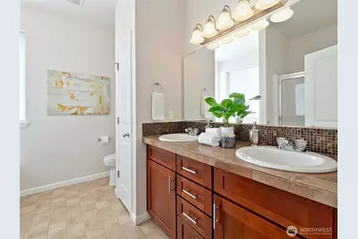 1808 Pierce Avenue NE, Renton, WA 98056 - Photo 18
