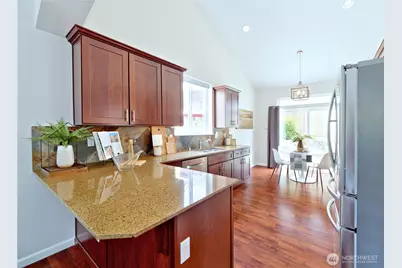 1808 Pierce Avenue NE, Renton, WA 98056 - Photo 12