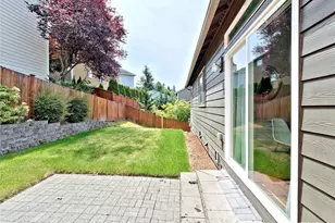 1808 Pierce Ave NE, Renton, WA 98056 - Photo 14