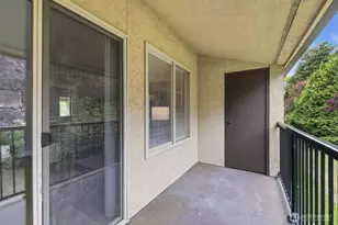 12600 NE 145th St, Kirkland, WA 98034 - Photo 16