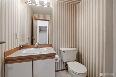 19620 80th Avenue W #J, Edmonds, WA 98026 - Photo 12