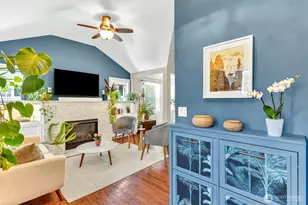 1928 NW 97th St, Seattle, WA 98117 - Photo 4