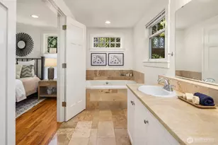 11059 SE 31st St, Bellevue, WA 98004 - Photo 26
