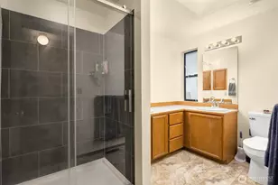 13014 SE 279th Pl, Kent, WA 98030 - Photo 4