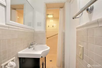 2250 NE 175th Street, Shoreline, WA 98155 - Photo 22