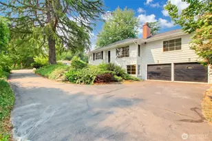 2250 NE 175th St, Shoreline, WA 98155 - Photo 2