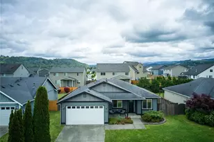 922 Grinnell Ave SW, Orting, WA 98360 - Photo 2