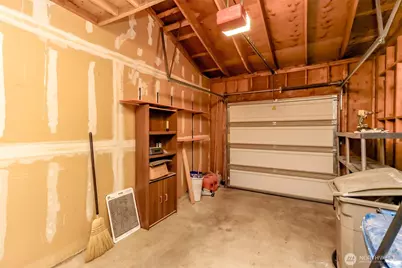 25014 Lake Fenwick Rd #28, Kent, WA 98032 - Photo 32