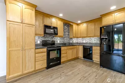 25014 Lake Fenwick Rd #28, Kent, WA 98032 - Photo 6