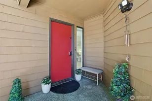 11506 NE 128th St, Kirkland, WA 98034 - Photo 2