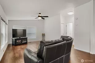 23807 67th St E, Buckley, WA 98321 - Photo 10