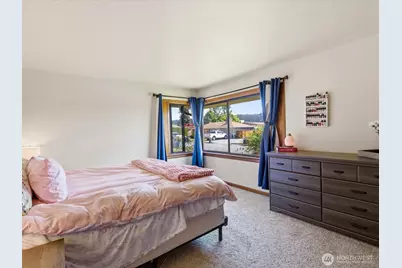 1417 Maple Street, Sumner, WA 98390 - Photo 14