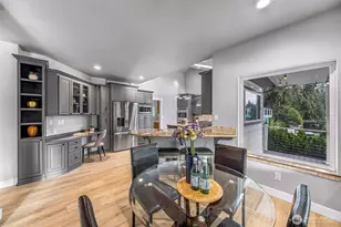 31259 E Lake Morton Dr SE, Kent, WA 98042 - Photo 14