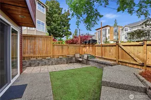 723 N 95th St, Seattle, WA 98103 - Photo 2