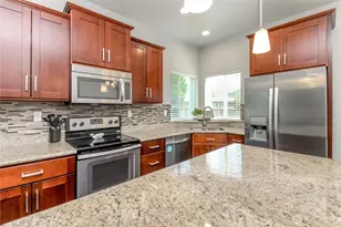 17609 146th Ave E, Orting, WA 98360 - Photo 8