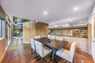 2261 W Lake Sammamish Pkwy SE, Bellevue, WA 98008 - Photo 14