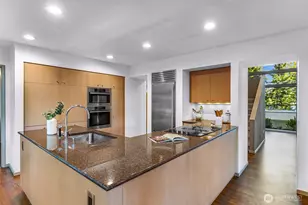 2261 W Lake Sammamish Pkwy SE, Bellevue, WA 98008 - Photo 18