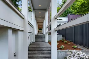 2261 W Lake Sammamish Pkwy SE, Bellevue, WA 98008 - Photo 4