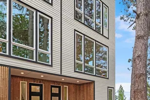 542 W Barrett St, Seattle, WA 98109 - Photo 28