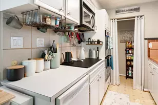 1573 NW 90th St, Seattle, WA 98117 - Photo 12