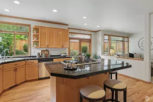 10711 177th Ct NE, Redmond, WA 98052 - Photo 14