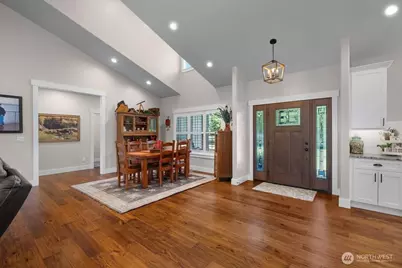 9835 James Road SW, Rochester, WA 98579 - Photo 10