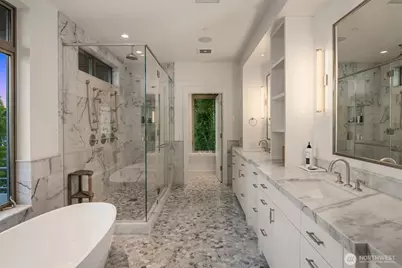 4911 NE Laurelcrest Lane, Seattle, WA 98105 - Photo 22